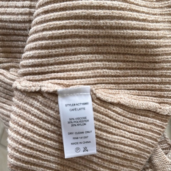 Astr Tan V-Neck Sweater with Puff Sleeves - Picture 8 of 8